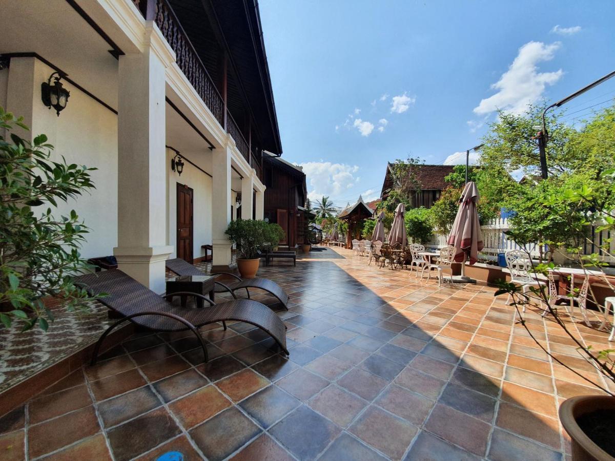 Ananta Villa Luang Prabang Exterior photo